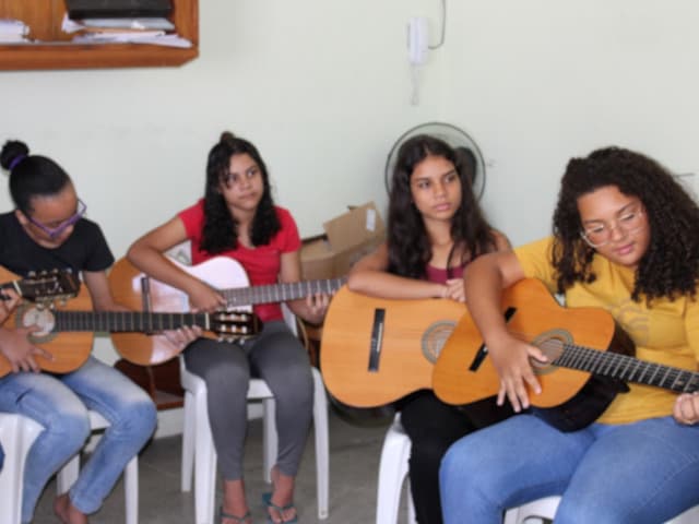 Aula de violão