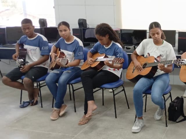 Aula de violão