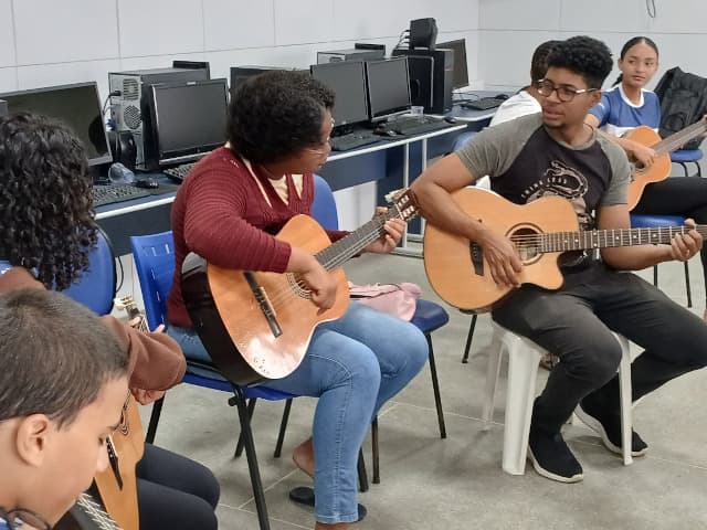 Aula de violão